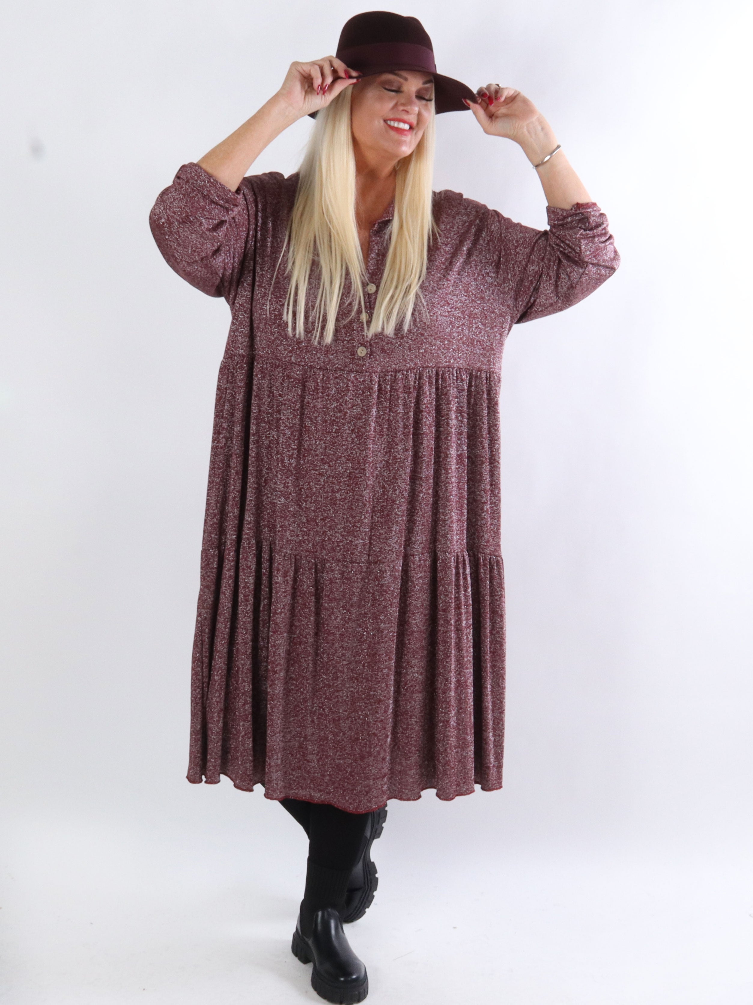 Demi - Lang kjole med glimmertråde